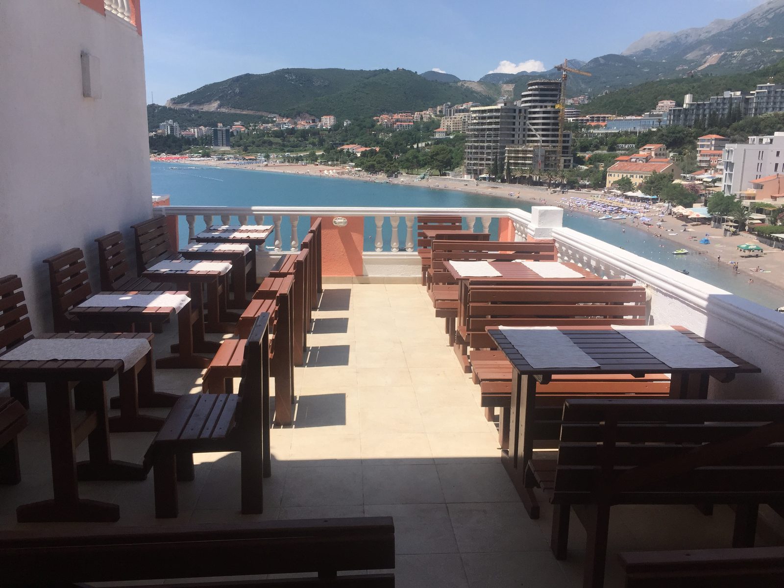 Terrasse der Bar in der 6. Etage