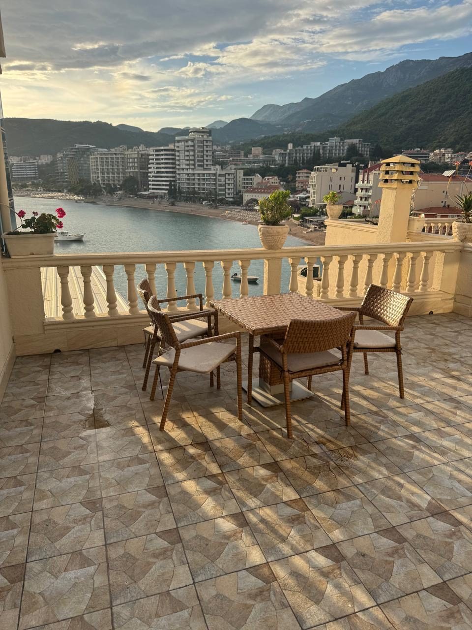 Terrasse mit Meerblick