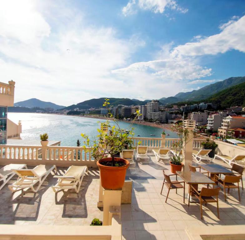 Terrasse mit Meerblick